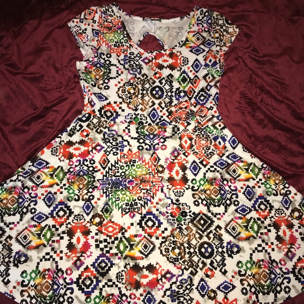 🐚Multi colored skater dress 👗